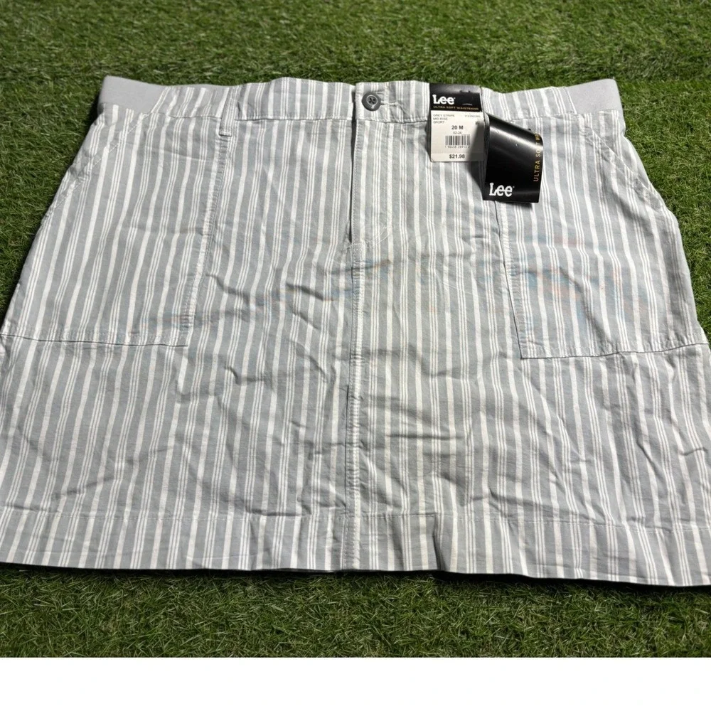 Lee Womens Mid Rise Grey Stripe Ultra Soft Waistband Skirt‎ Size 20